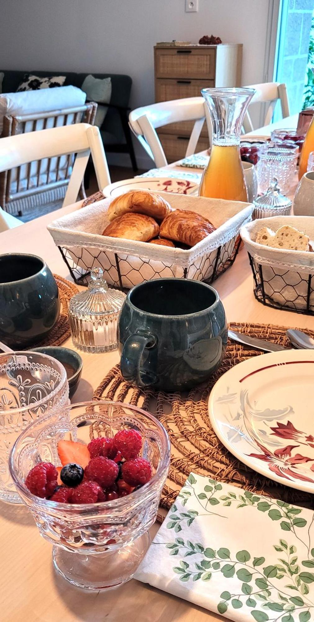Parenthese Bed and Breakfast Le Vivier-sur-Mer Εξωτερικό φωτογραφία